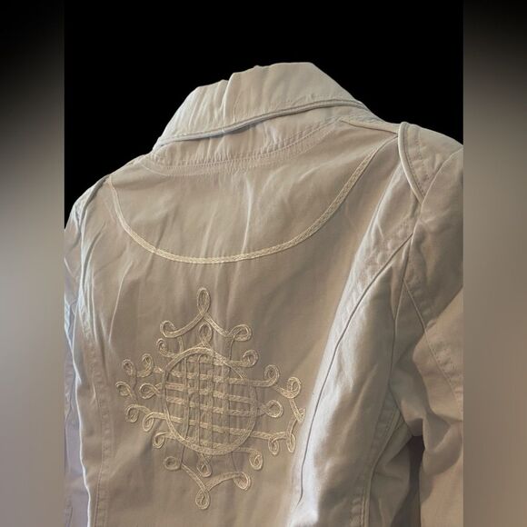New juniors white boho jacket embroidered accents, fitted blazer size S by AZIZ - Picture 3 of 11